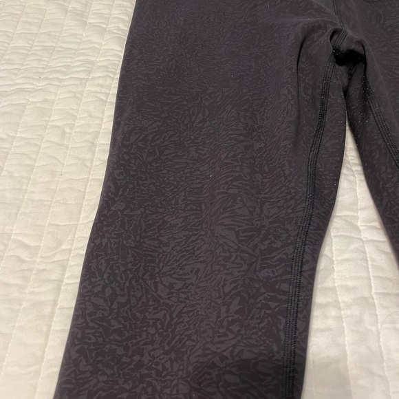 Wunder under lululemon leggings - Picture 3 of 3